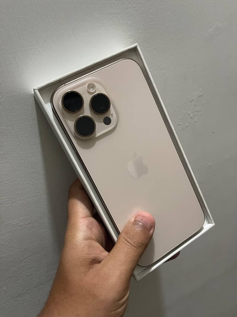 Iphone 16 Pro Max 1