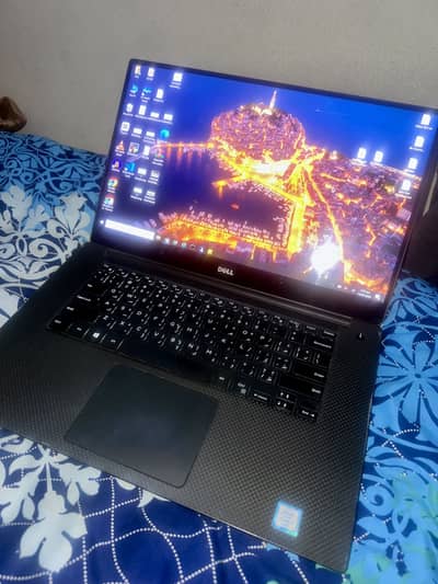 Dell XPS 15 (i7 6th Gen) - 4K Touch - 2GB NVIDIA Graphics