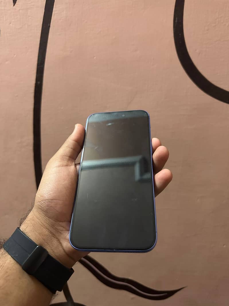 iPhone 16 plus 2