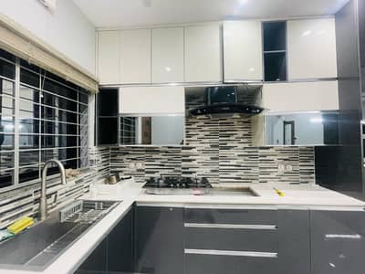 5 Marla House For Rent In Main Cantt
