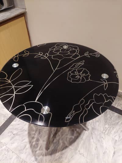 Dining table and cofee table for sale kitchen size