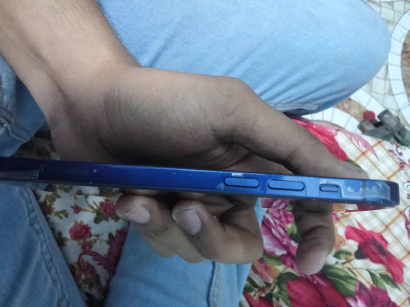 iphone 12 jv 6