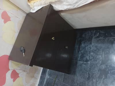 sale krny ha side table