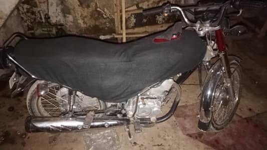 Honda CG 125 2022 Karachi Number First Owner
