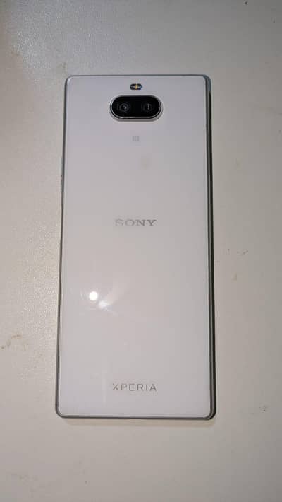 Sony Xperia 8 All okay