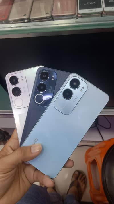 VIVO Y19S 5G device/8GB RAM 256GB ROM