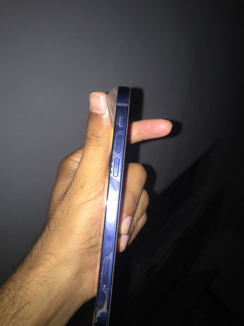 Iphone 12 3