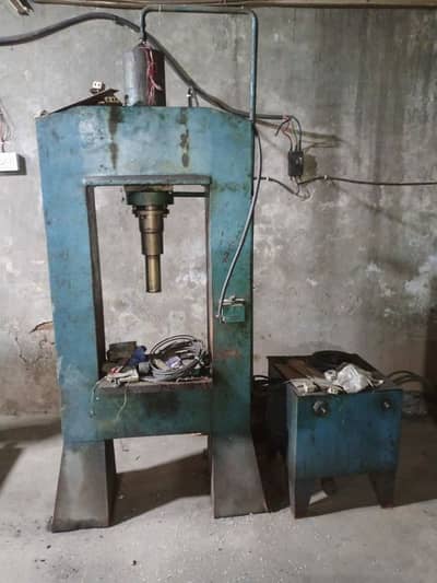 Hydraulic Press machine
