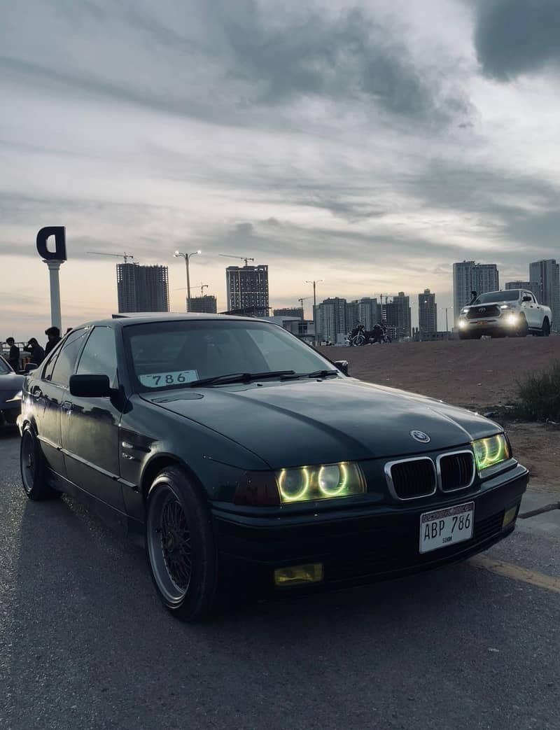 BMW E36 318i AUTOMATIC FULL LOADED 10