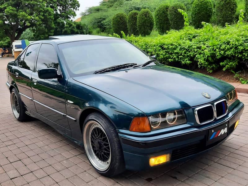 BMW E36 318i AUTOMATIC FULL LOADED 14
