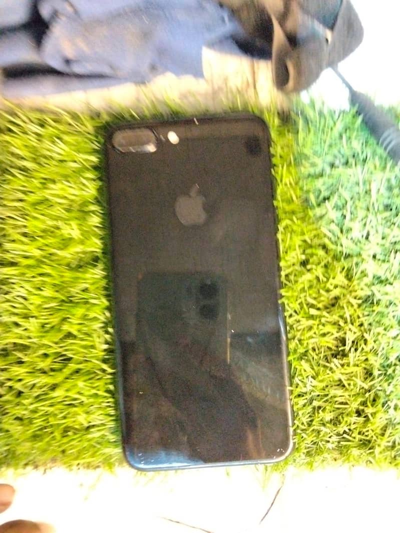 iPhone 7 Plus 2