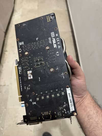 ASUS 1660 super 6gb