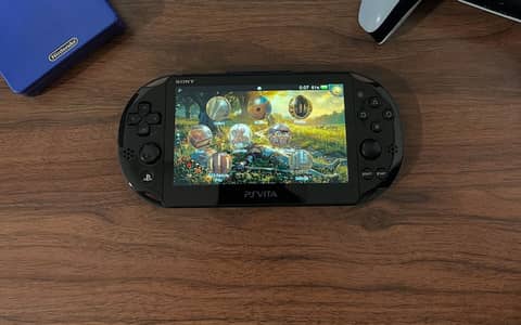 Sony Ps vita slim model Jailbreaked 2000