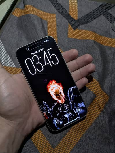 iPhone 17