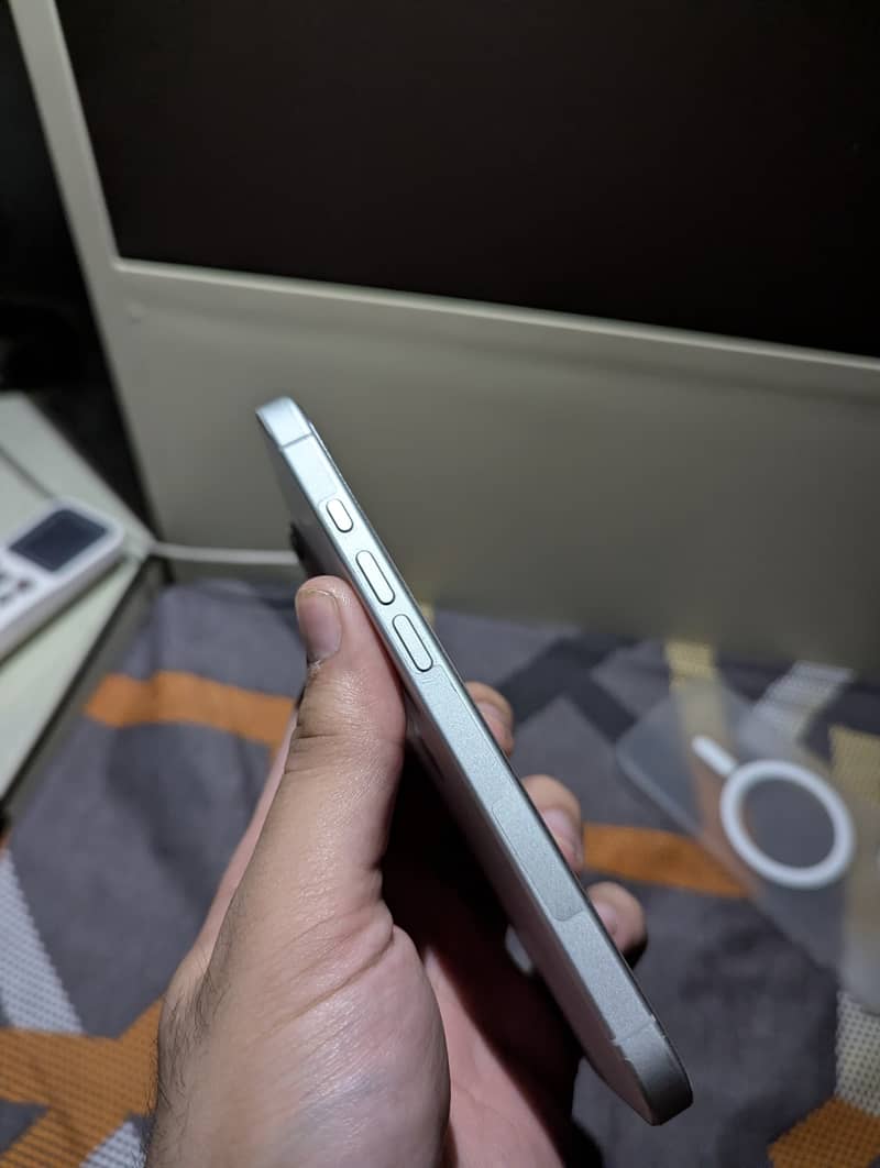 iPhone 17 5