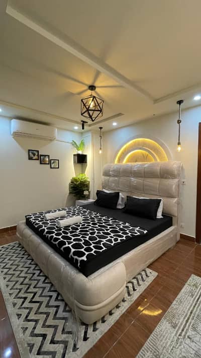 Per day and weekly basis, One bedroom fully furnished luxury apartments available for rent.