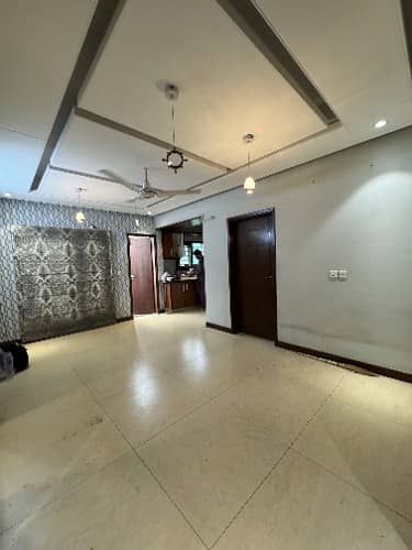 Beautiful 3 bed Drawing lounge