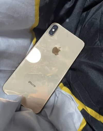 Iphone xs max golden addition