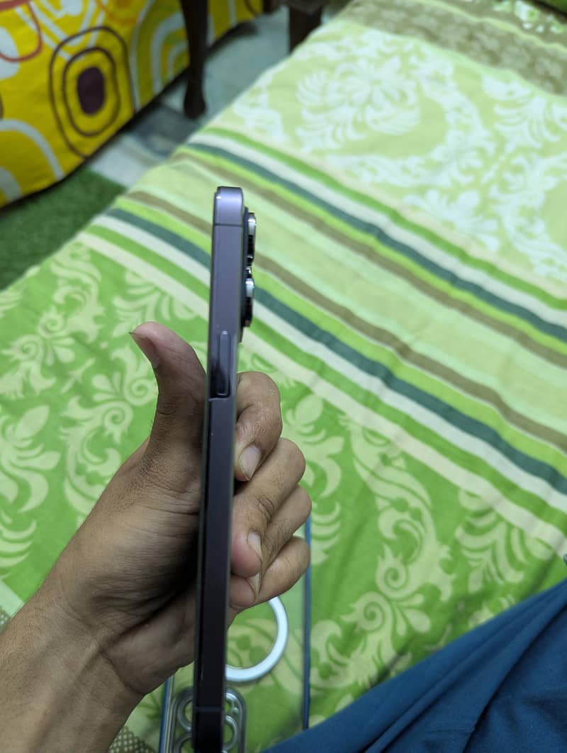 iphone 14pro max 3