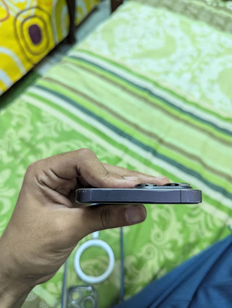 iphone 14pro max 4