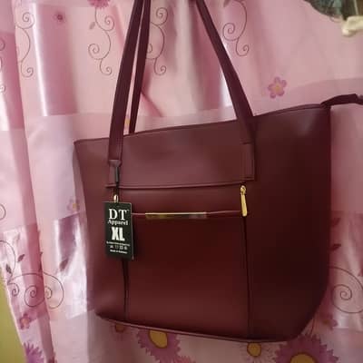 Mahroon handbag 