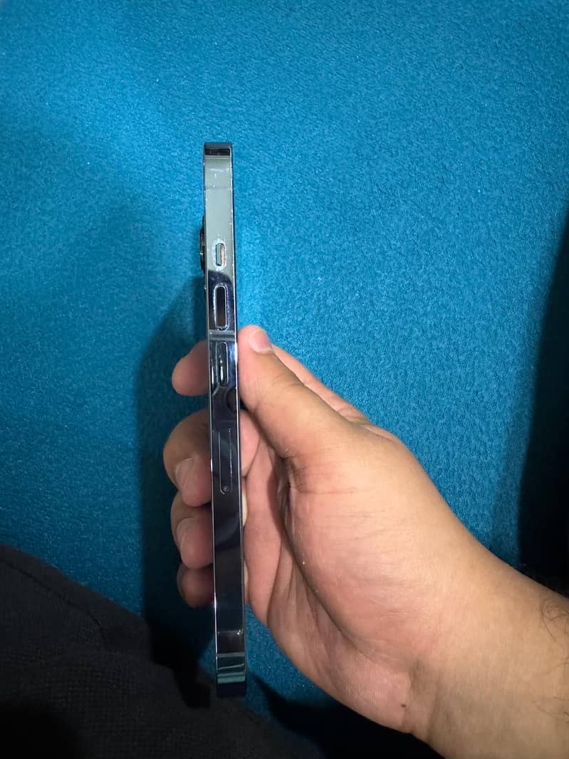 Apple Iphone 13 pro 3