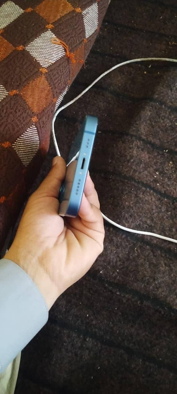 iPhone 13 jv 5