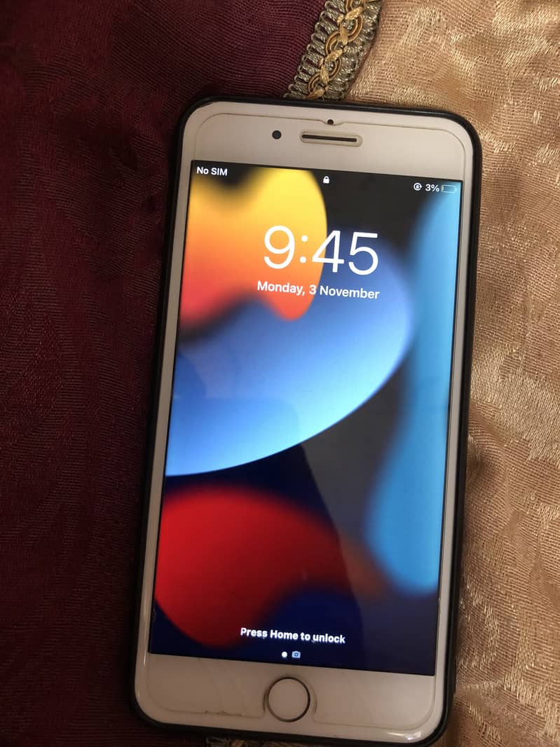 Apple iPhone 7 Plus 1