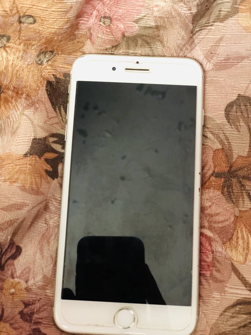 Apple iPhone 7 Plus 3