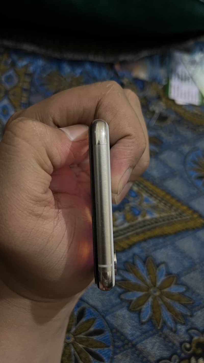 Iphone xs max 6