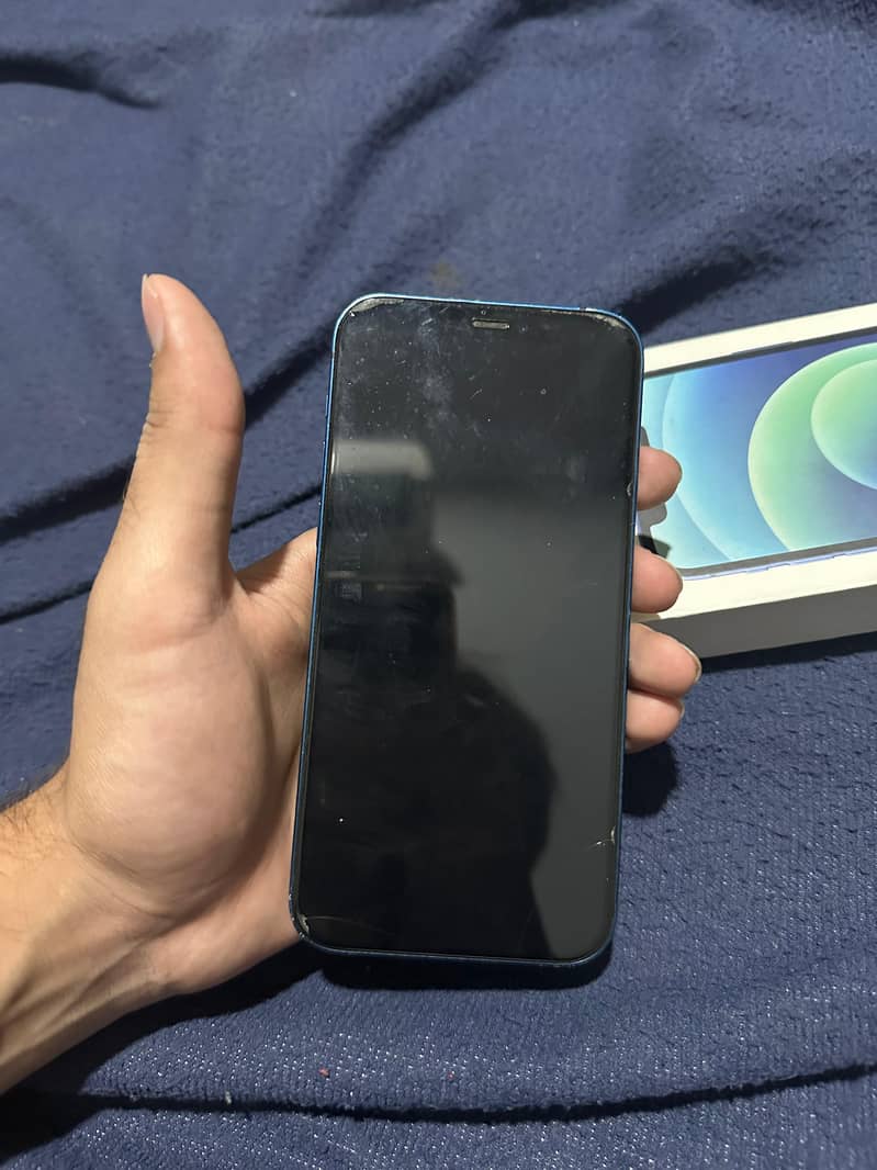 Apple iPhone 12 6