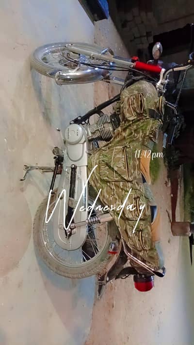 honda CG 125 2018  model good looking condition urgently sale needcash