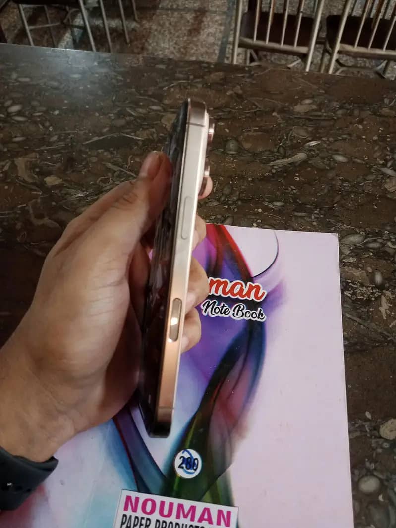 iphone 16pro 1