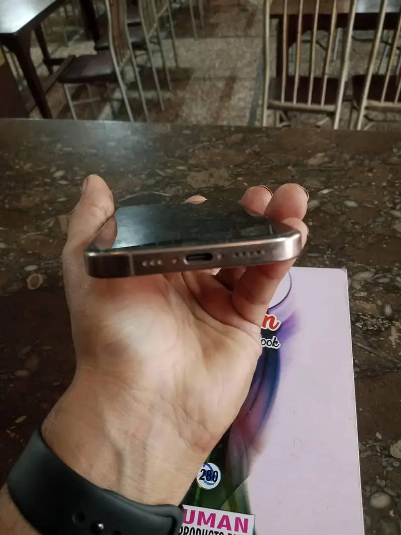 iphone 16pro 3
