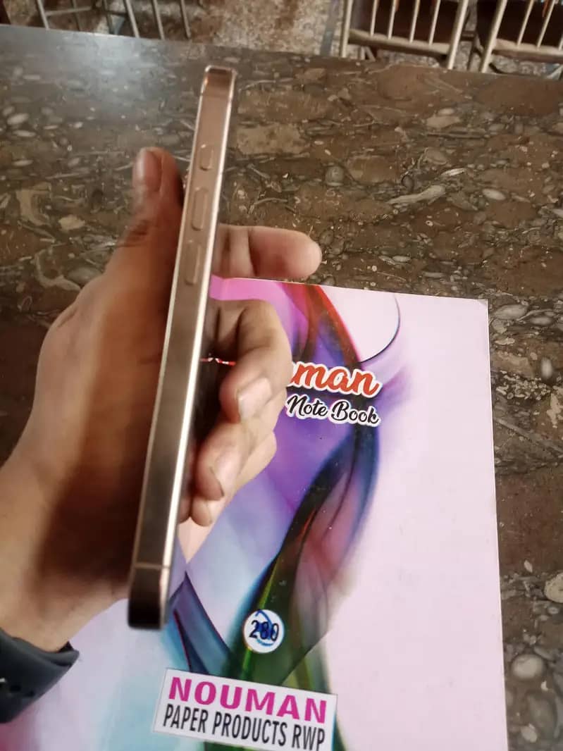 iphone 16pro 5