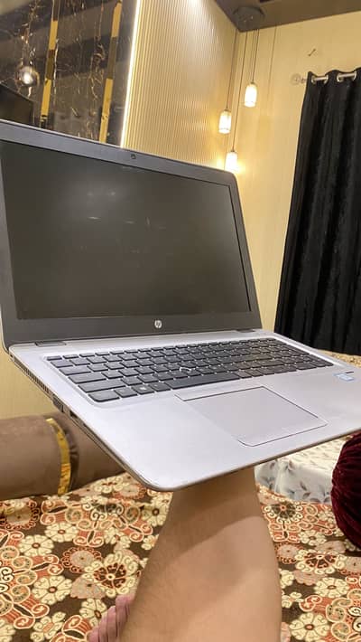 HP Laptop i7 7th generation urgent sale