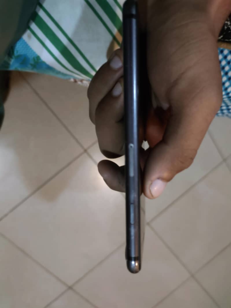 apple iphone 8 2