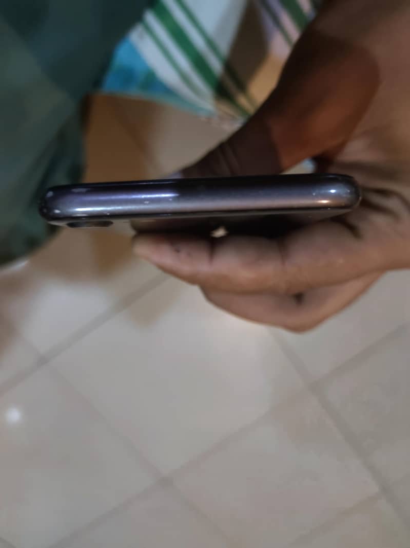 apple iphone 8 3