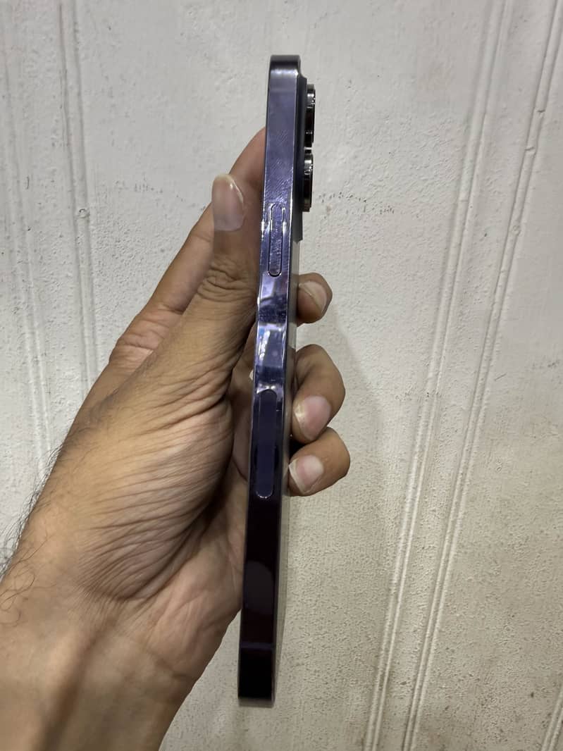 Iphone 14 pro max 2