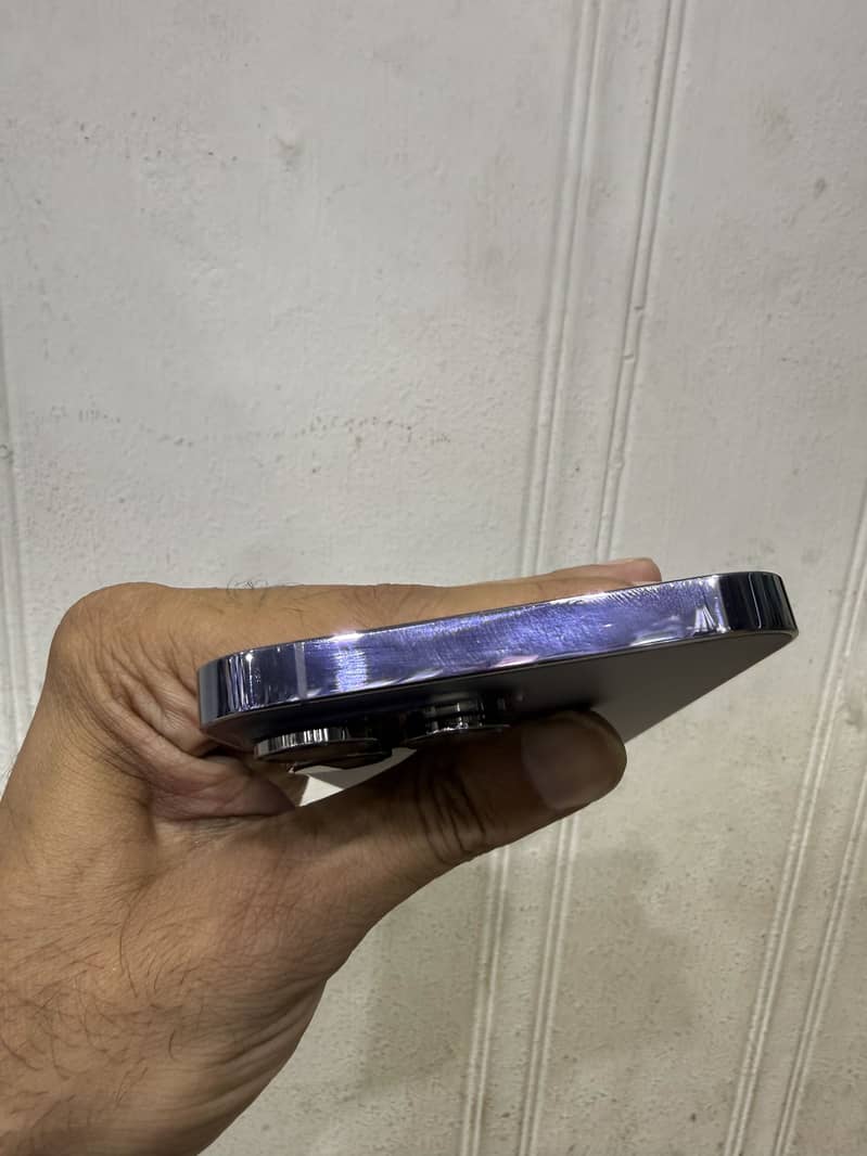 Iphone 14 pro max 4