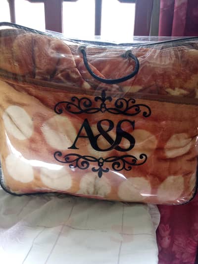 new fancy king size imported blanket. .