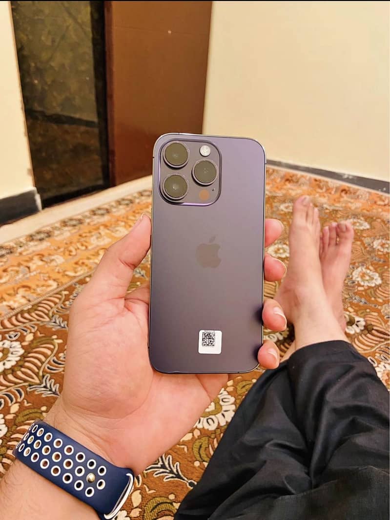 iPhone 14 Pro 0