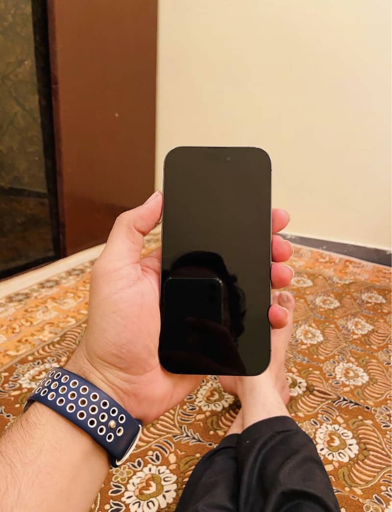 iPhone 14 Pro 2