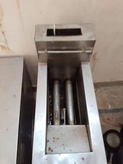 Commercial  Deep Fryer - 16 Liters - Stainless Steel.