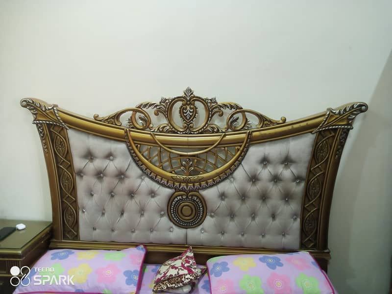 bad 2 side table only 6