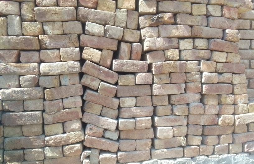 bricks 0