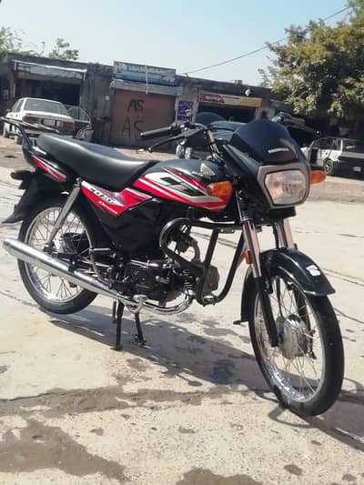 Urgent Sale Honda CD 70 Dream– Neat bike