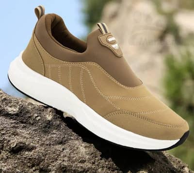 Casual mens shoe