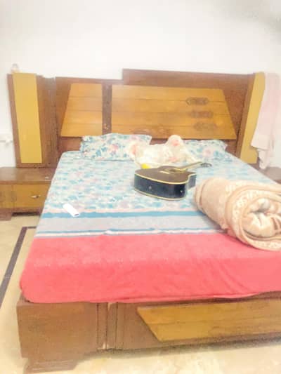 bedroom set fo sell