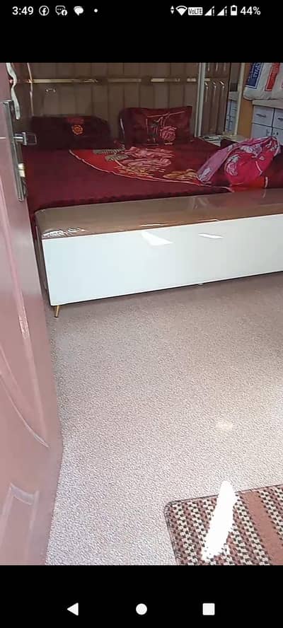 super Glossy new  Bedroom set not used